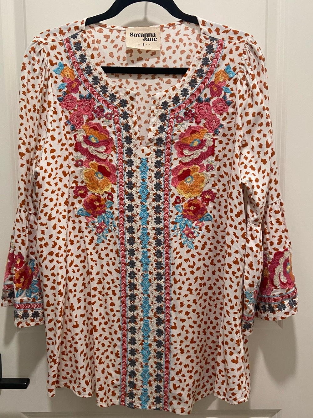 Savanna Jane White Tunic with Multicolor Floral Embroidery